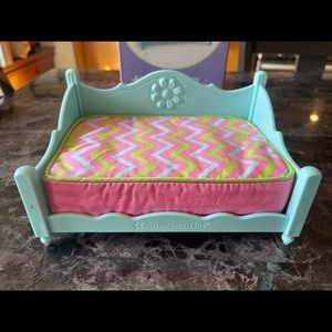 American Girl Pet - Chevron Pet Bed for Doll Pets